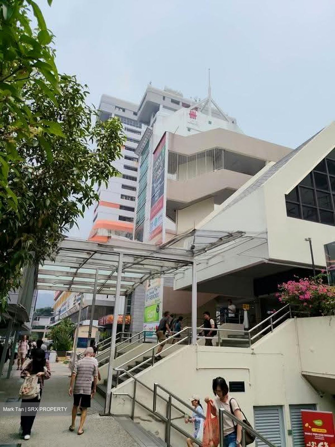 Beauty World Centre (D21), Shop House #631886061